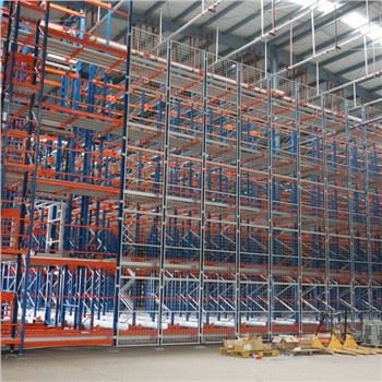 Poika-äiti sukkulajärjestelmä